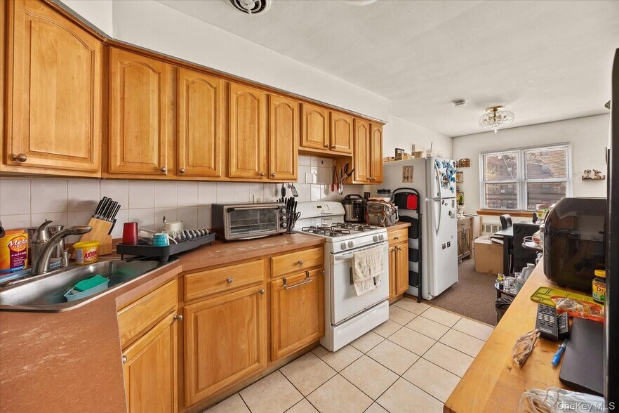 More Photos Of 5263 65th Pl, Maspeth Apartments For Sale
