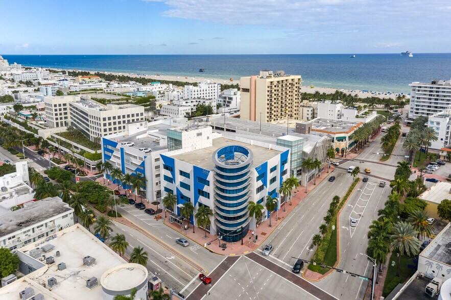 More Photos Of 555 Washington Ave, Miami Beach Office For Lease
