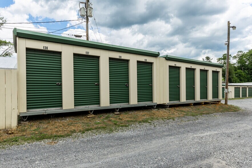 More Photos Of 1614 N Valley Pike, Rockingham Self Storage For Sale