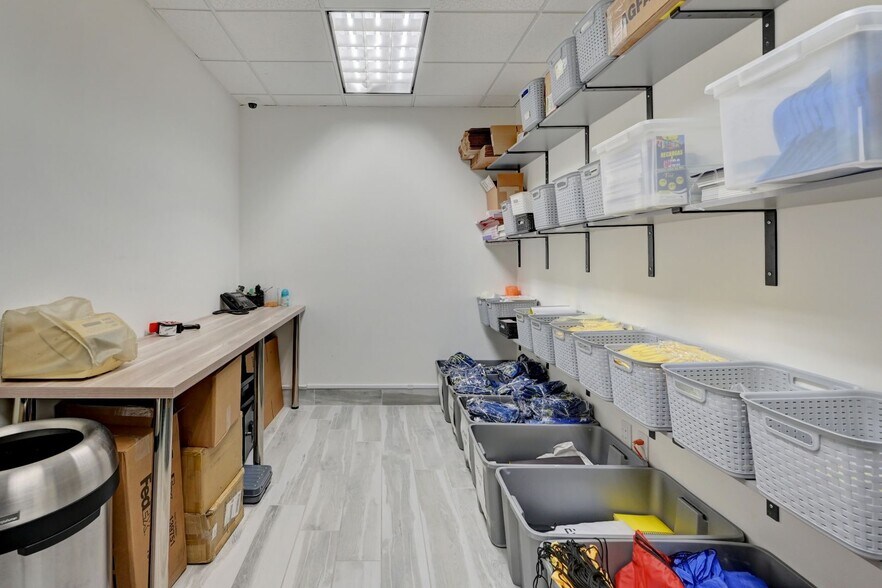 More Photos Of 2957 W Cypress Creek Rd, Fort Lauderdale Office For Sale