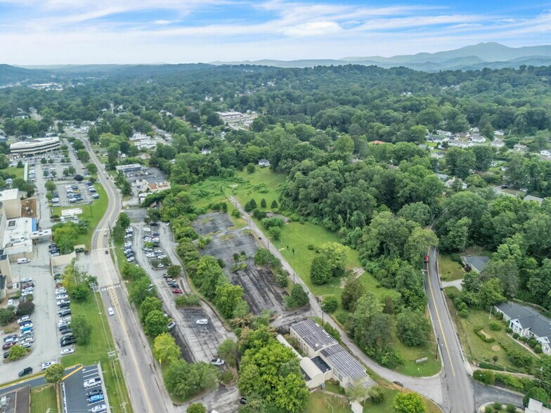 More Photos Of 203 Michigan Ave, Oak Ridge Land For Sale