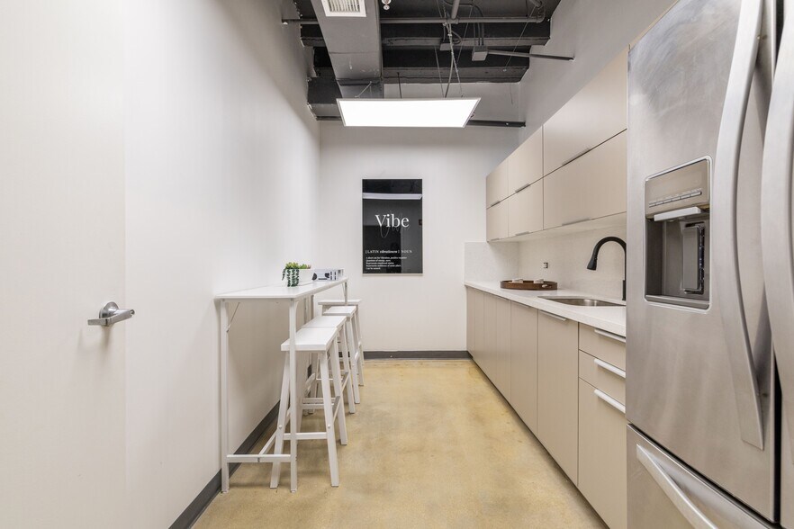 More Photos Of 1680 Meridian Ave, Miami Beach Office For Lease