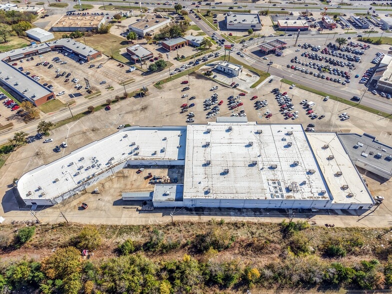 More Photos Of , Sherman General Retail For Sale