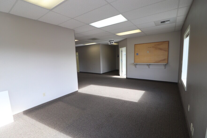 More Photos Of 39141 Pocahontas, Baker City Medical For Sale