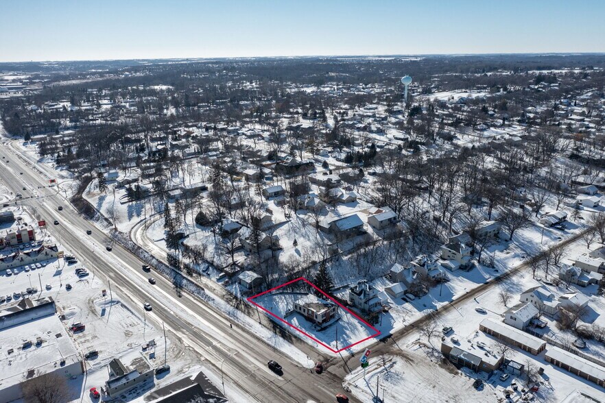 More Photos Of 2109 S Broadway, Rochester Office For Sale