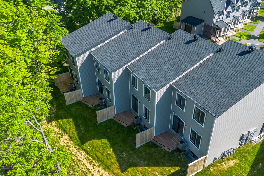 More Photos Of 36 Main St E, Mississippi Mills Apartments For Sale