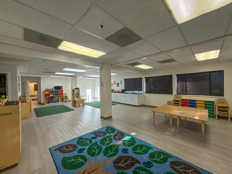 More Photos Of 101 Wikiup Dr, Santa Rosa Office For Sale