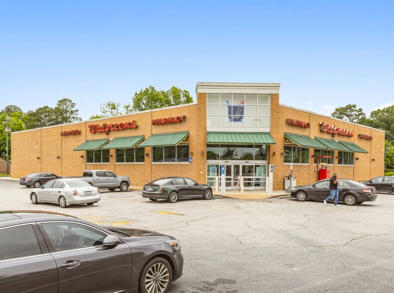 Primary Photo Of 4305 Mercer University Dr, Macon-Bibb Drugstore For Sale