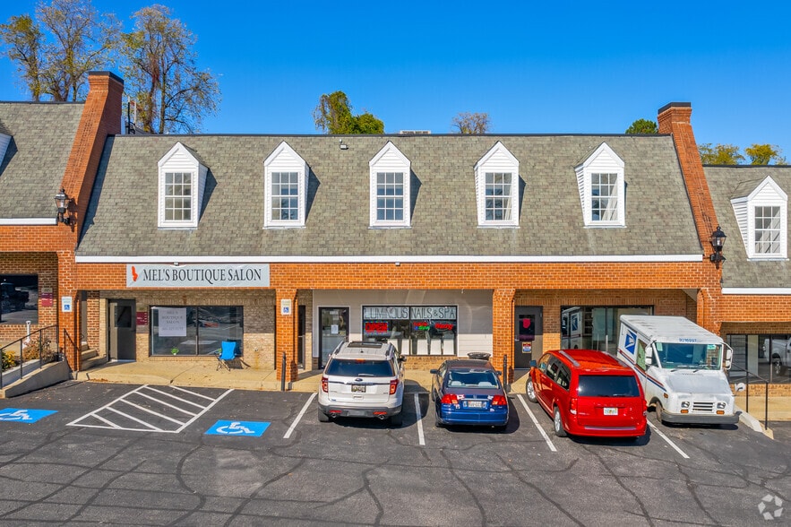 More Photos Of 10357-10363 Southern Maryland Blvd, Dunkirk Unknown For Lease