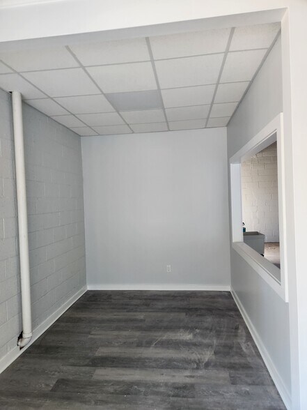 More Photos Of 2400 Newcastle St, Brunswick Office Residential For Lease