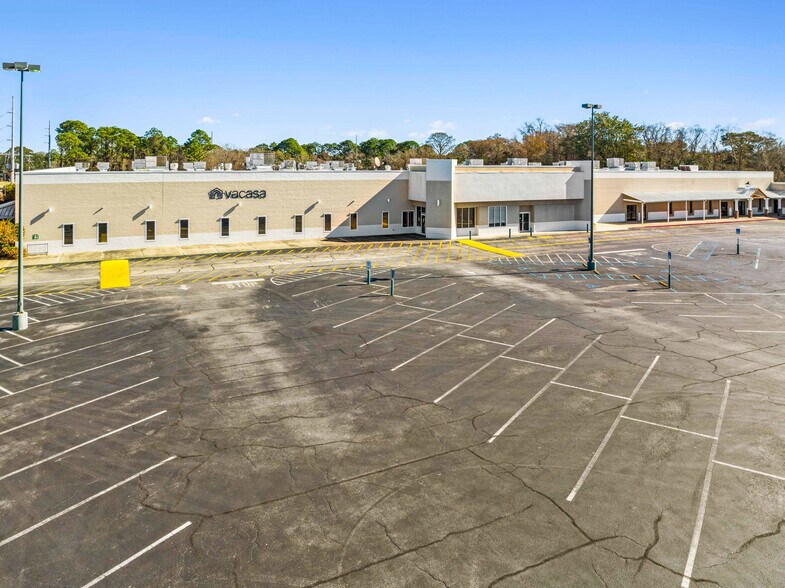 More Photos Of 546 Mary Esther Cut Off NW, Fort Walton Beach General Retail For Lease