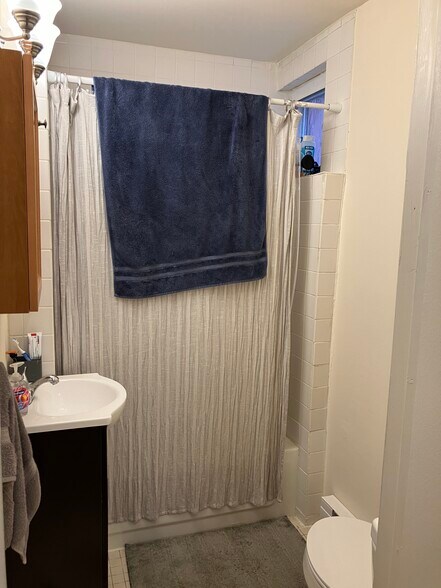 More Photos Of 4718 Cedar Ave, Philadelphia Multifamily For Sale