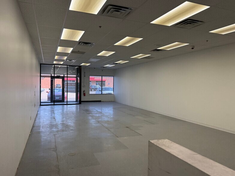 More Photos Of 1909-1915 Suburban Ave, Saint Paul Storefront For Lease