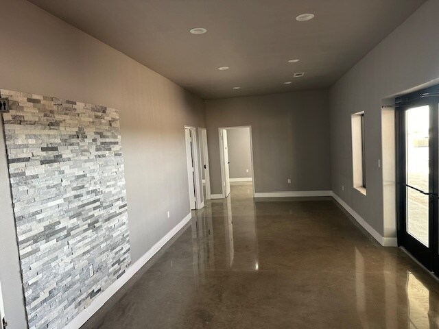 More Photos Of 218 County Road 306 rd, Seminole Office For Lease