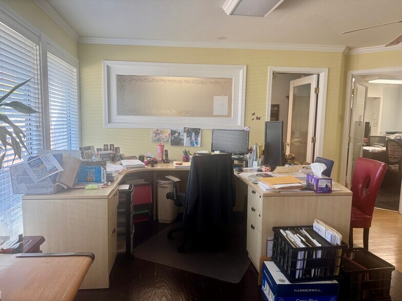 More Photos Of 1580 E Washington St, Petaluma Medical For Sale