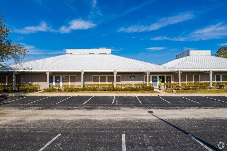 More Photos Of 2901 W Busch Blvd, Tampa Unknown For Lease