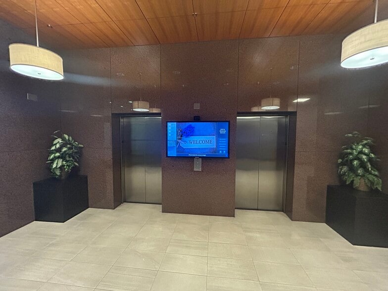 More Photos Of 215 S Monroe St, Tallahassee Office For Lease