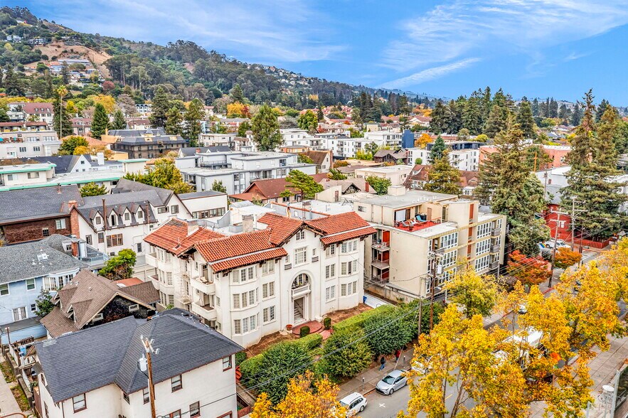 More Photos Of 2409 College Ave, Berkeley Apartments For Sale