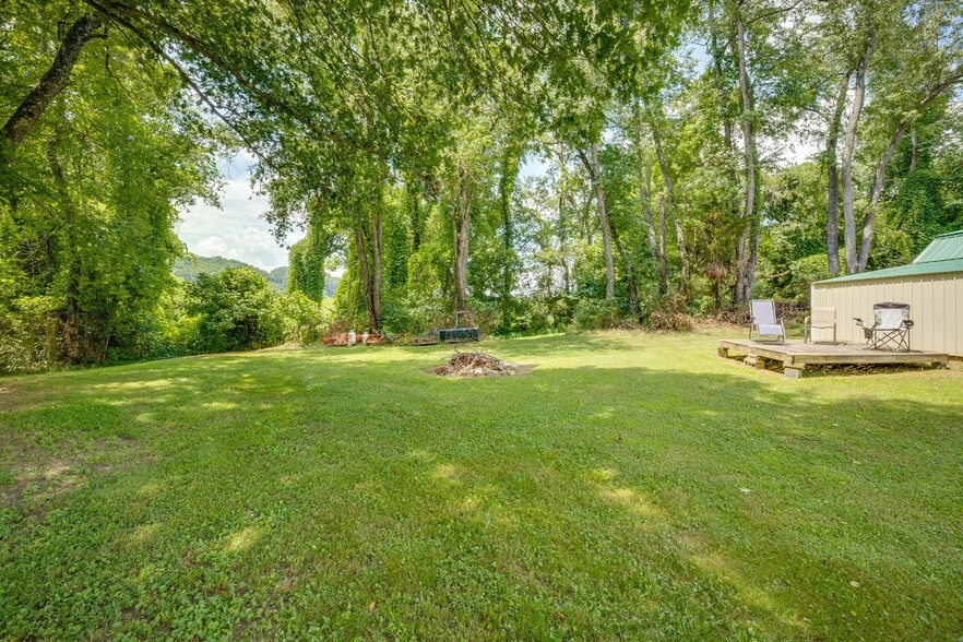 More Photos Of 2588 Carters Valley Rd, Surgoinsville Manufactured Housing Mobile Home Park For Sale