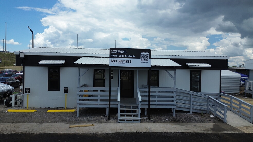More Photos Of 1505 W Landstreet Rd, Orlando Auto Dealership For Lease