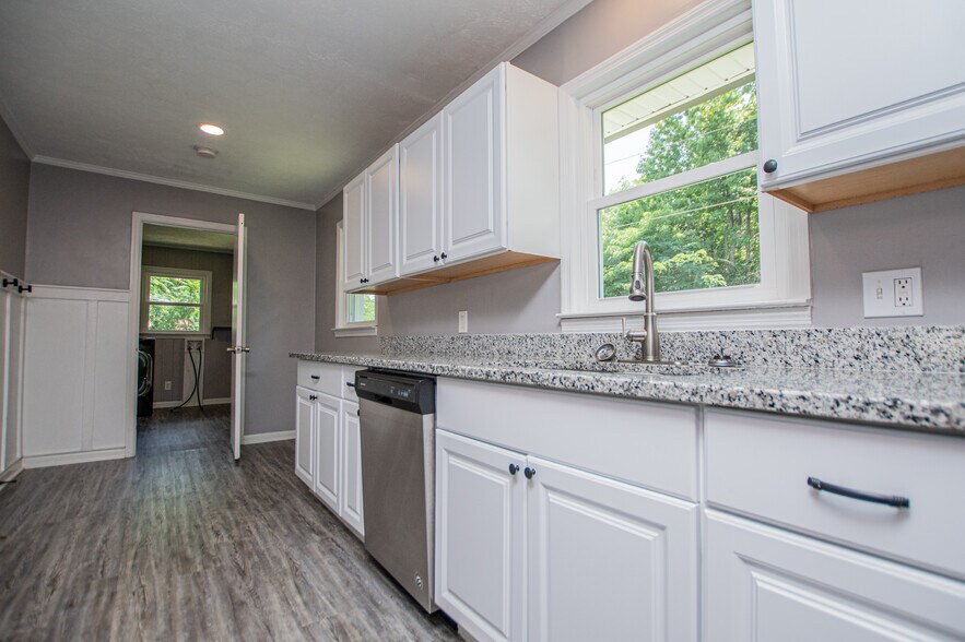 More Photos Of 2932 US-27, Buchanan Office For Sale