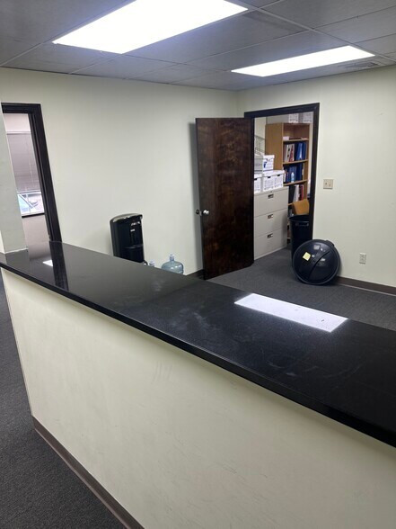 More Photos Of 188 Eagle Rock Ave, Roseland Office For Sale