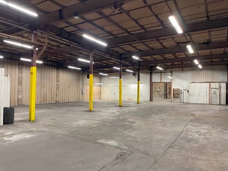 More Photos Of 314 Water Ave, Bellefontaine Manufacturing For Sale