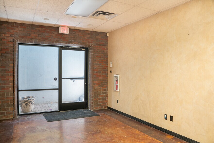 More Photos Of 1818 E Baseline Rd, Mesa Medical For Lease