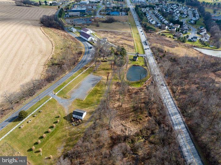 Primary Photo Of 1160 Old Bernville Rd, Reading Showroom For Sale