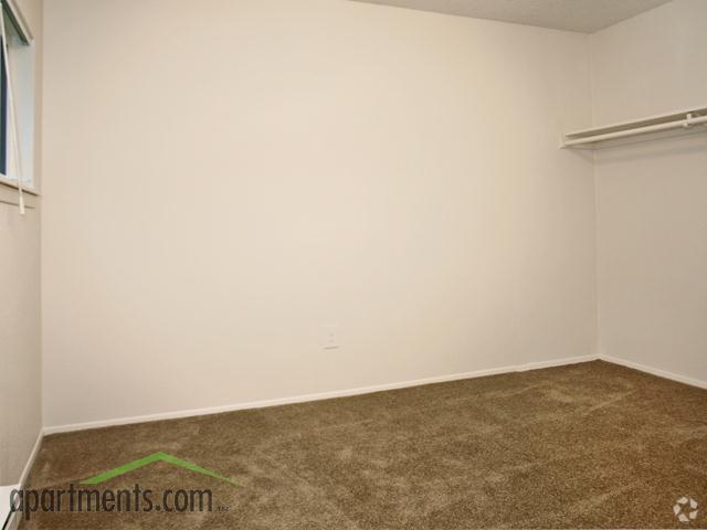 More Photos Of 1400 W Marine Dr, Astoria Apartments For Sale