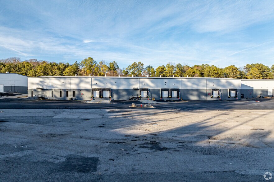 More Photos Of 1540 Amherst Rd, Knoxville Warehouse For Lease