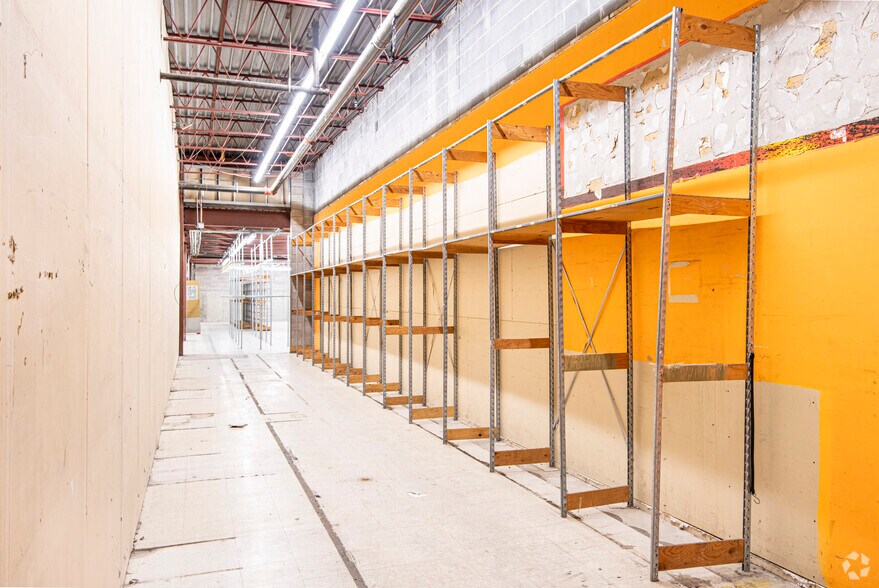 More Photos Of 1306 N Central Ave, Marshfield Storefront For Lease