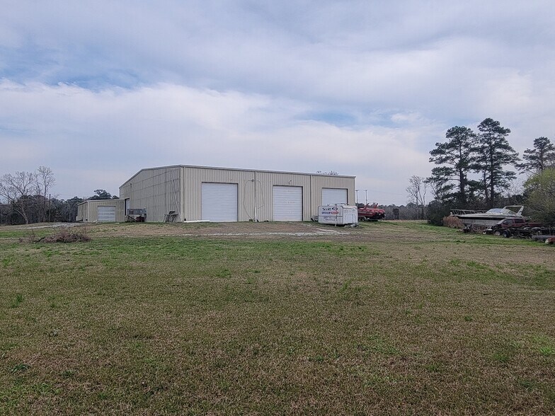 More Photos Of 269 Swan Farm Rd, Bayboro Warehouse For Sale