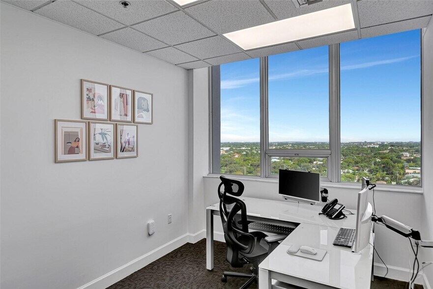 More Photos Of 2455 E Sunrise Blvd, Fort Lauderdale Loft Creative Space For Lease