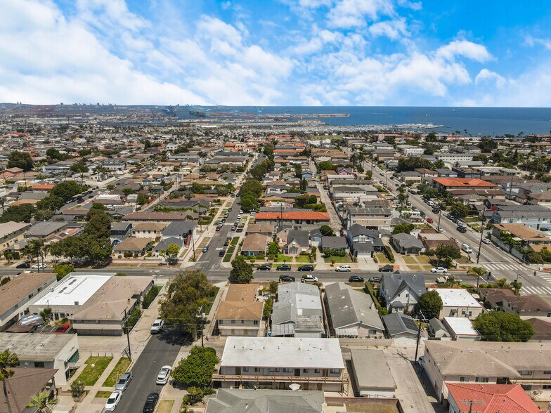 More Photos Of 1023 W 24th St, San Pedro Apartments For Sale