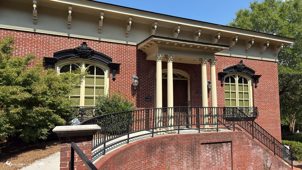 More Photos Of 8450 Holcomb Bridge Rd, Alpharetta Office For Sale