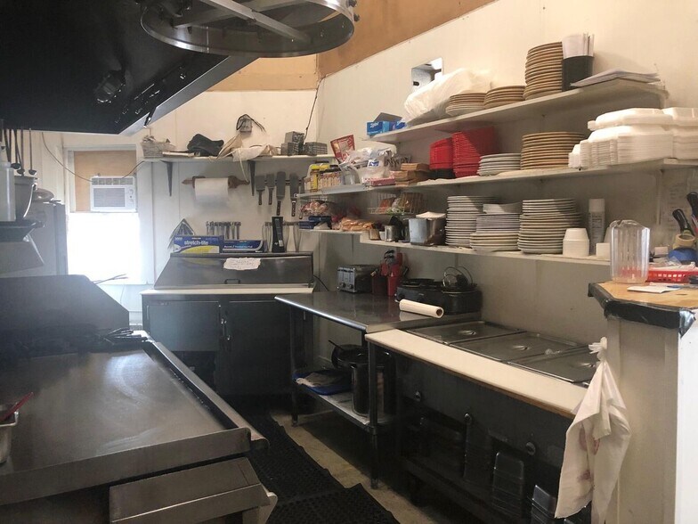 More Photos Of 28585 Hwy 70, Bonanza Restaurant For Sale