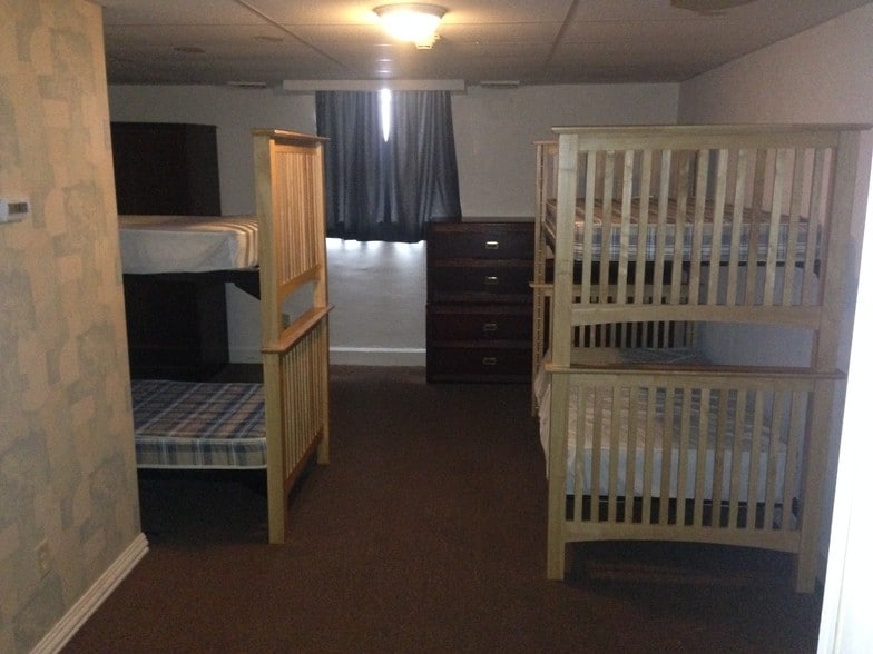 More Photos Of 137 E Washington St, Shelbyville Lodge Meeting Hall For Sale