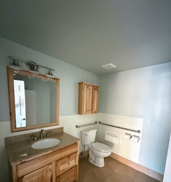 More Photos Of 1492 Us Highway 395 N, Gardnerville Unknown For Lease