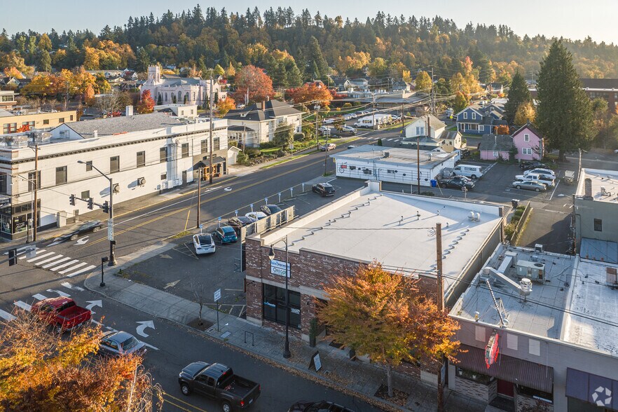 More Photos Of 512-514 7th St, Oregon City Medical For Sale