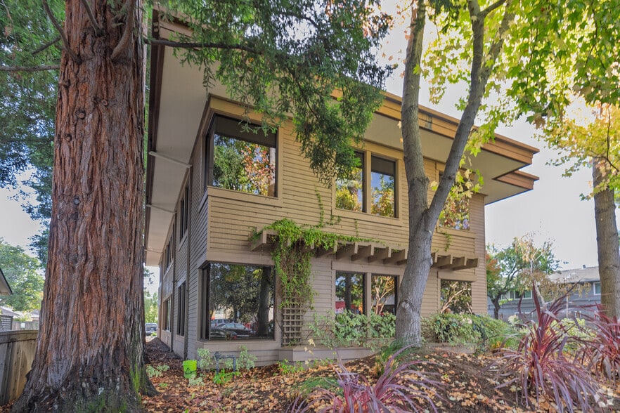 Primary Photo Of 707 Menlo Ave, Menlo Park Office For Lease