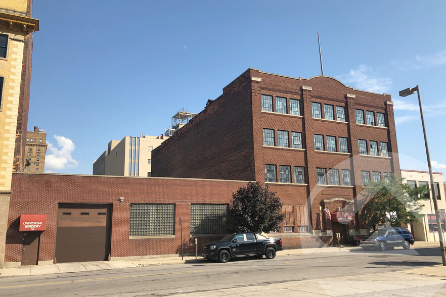 Primary Photo Of 126 N Ontario St, Toledo Manufacturing For Sale