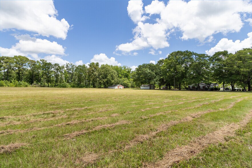 More Photos Of 23425 US Highway 76, Clinton Land For Sale