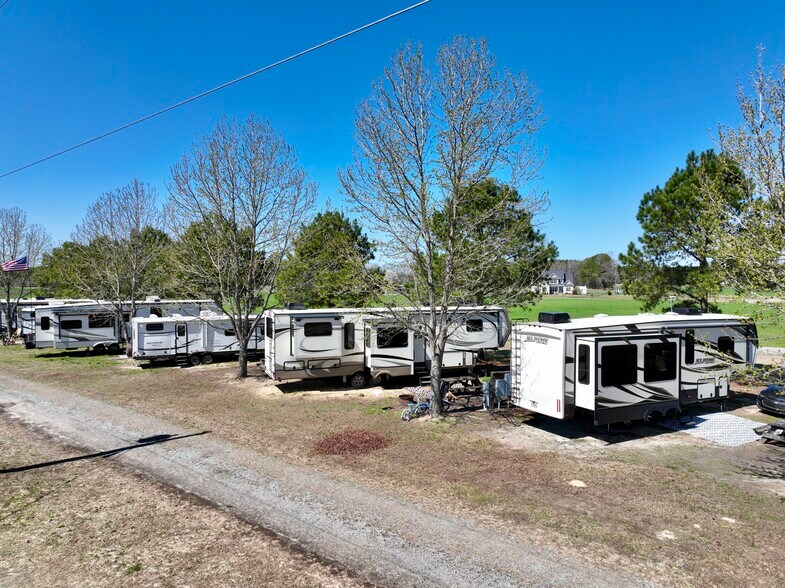 More Photos Of 2301 Eds Grocery Rd, Williamston Trailer Camper Park For Sale