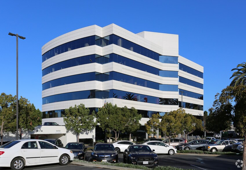More Photos Of 3655 Nobel Dr, San Diego Office For Lease