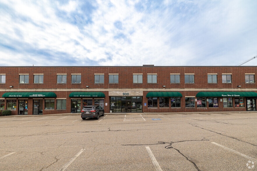 More Photos Of 898-900 Washington St, Norwood Unknown For Lease
