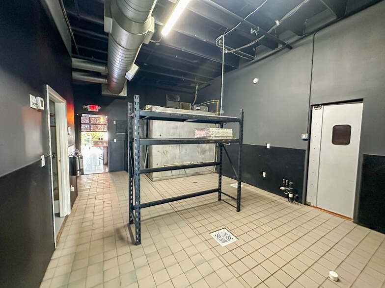 More Photos Of 702-706 NE 1st Ave, Fort Lauderdale Restaurant For Sale