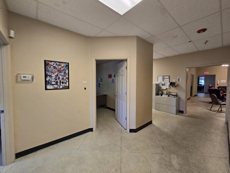 More Photos Of 195 Plaza Dr, Prescott Medical For Sale