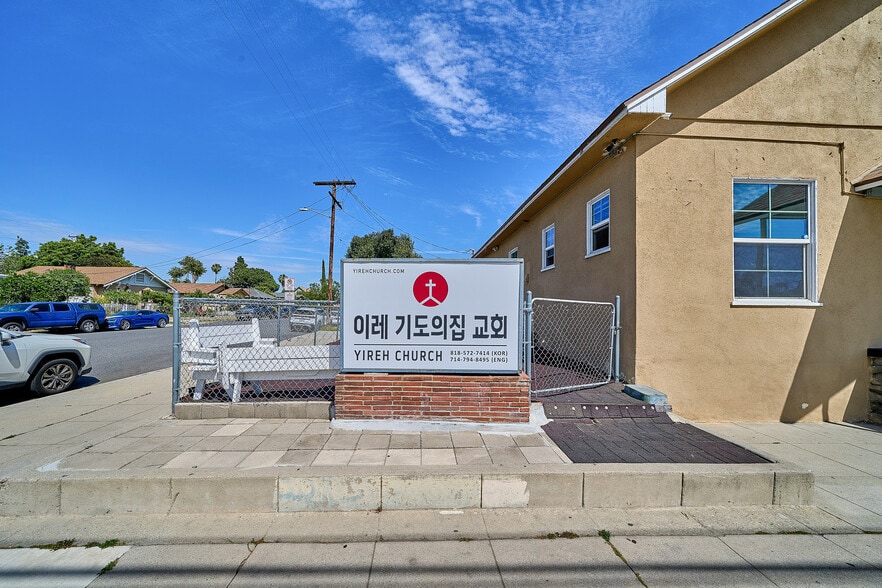 More Photos Of 600 S Towne Ave, Pomona Religious Facility For Sale