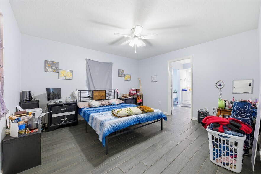 More Photos Of 6104 Polk Ave, Lakeland Religious Facility For Sale